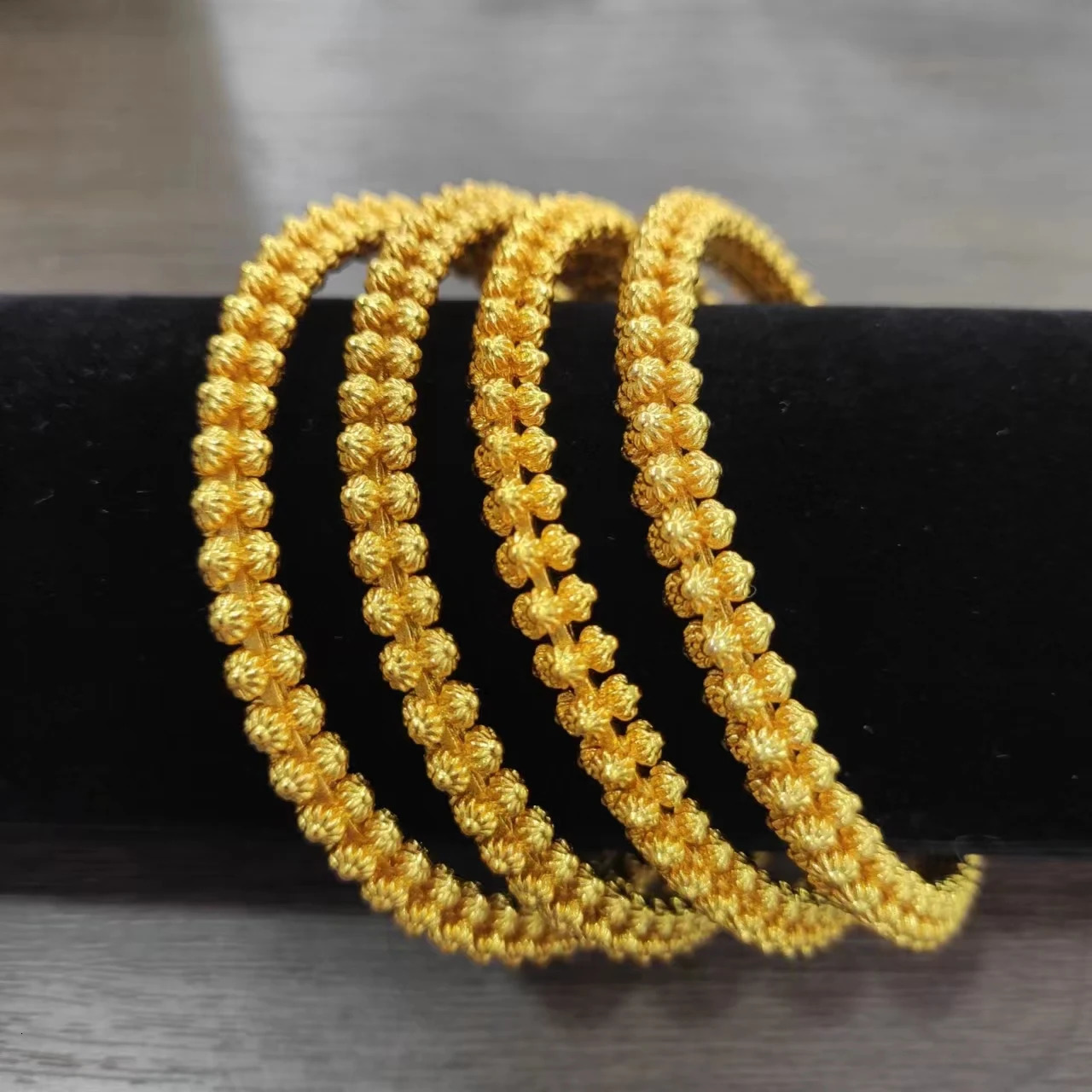 Fashion Soft Bendable Bangles Bracelets For Woman Gold Plated Cuff Bangle Dubai Wedding Jewelry African Gifts 251028