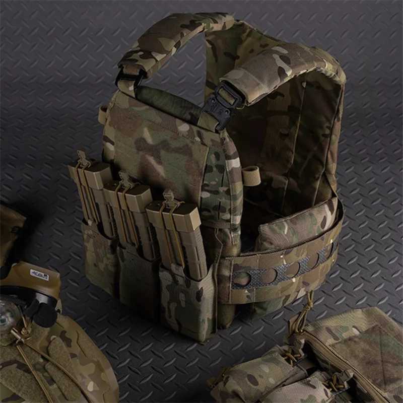 V5 FCPC Protective Vest System Quick Release Breathable Grid Platform Triple Magazine Carrier Camo Design for Hunting Simulation W251029