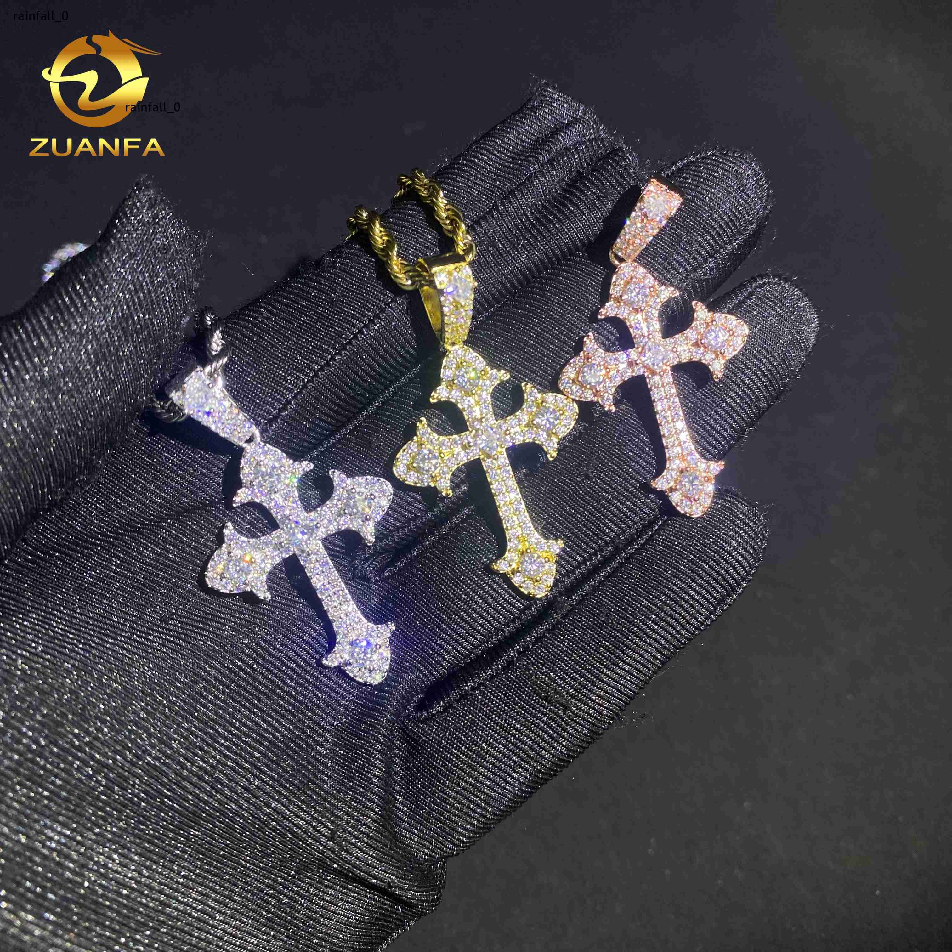 Ready to Ship Hip Hop Moissanite Jewelry Charm Pendants 925 Silver Iced Out VVS Moissanite Diamond Jewelry Cross Pendant