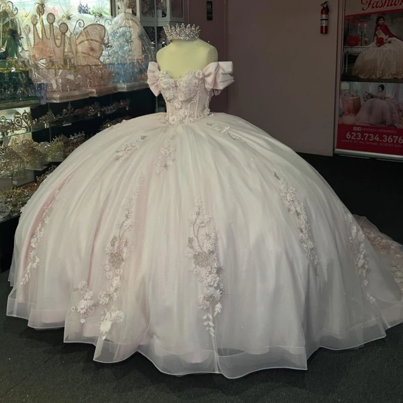 Light Pink Shiny Quinceanera Dresses Off Shoulder Ball Gown Sweet 16 Dress Applique Flower Tull Beads Birthday Party Vestidos 15