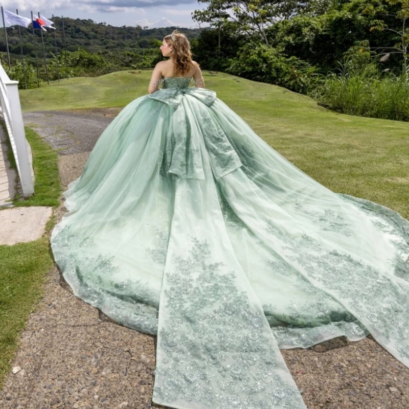 Green Shiny Quinceanera Dresses Off The Shoulder Applique Lce Beading Crystal Bow Tull Party Birthday Sweet 16 Dress Vestidos 15 de anos