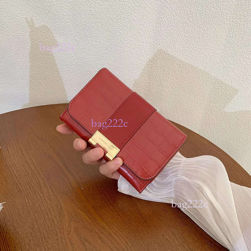 New Bag Women's INS Style Small High End Short Multi Functional Coin Fashion Designer Wallet