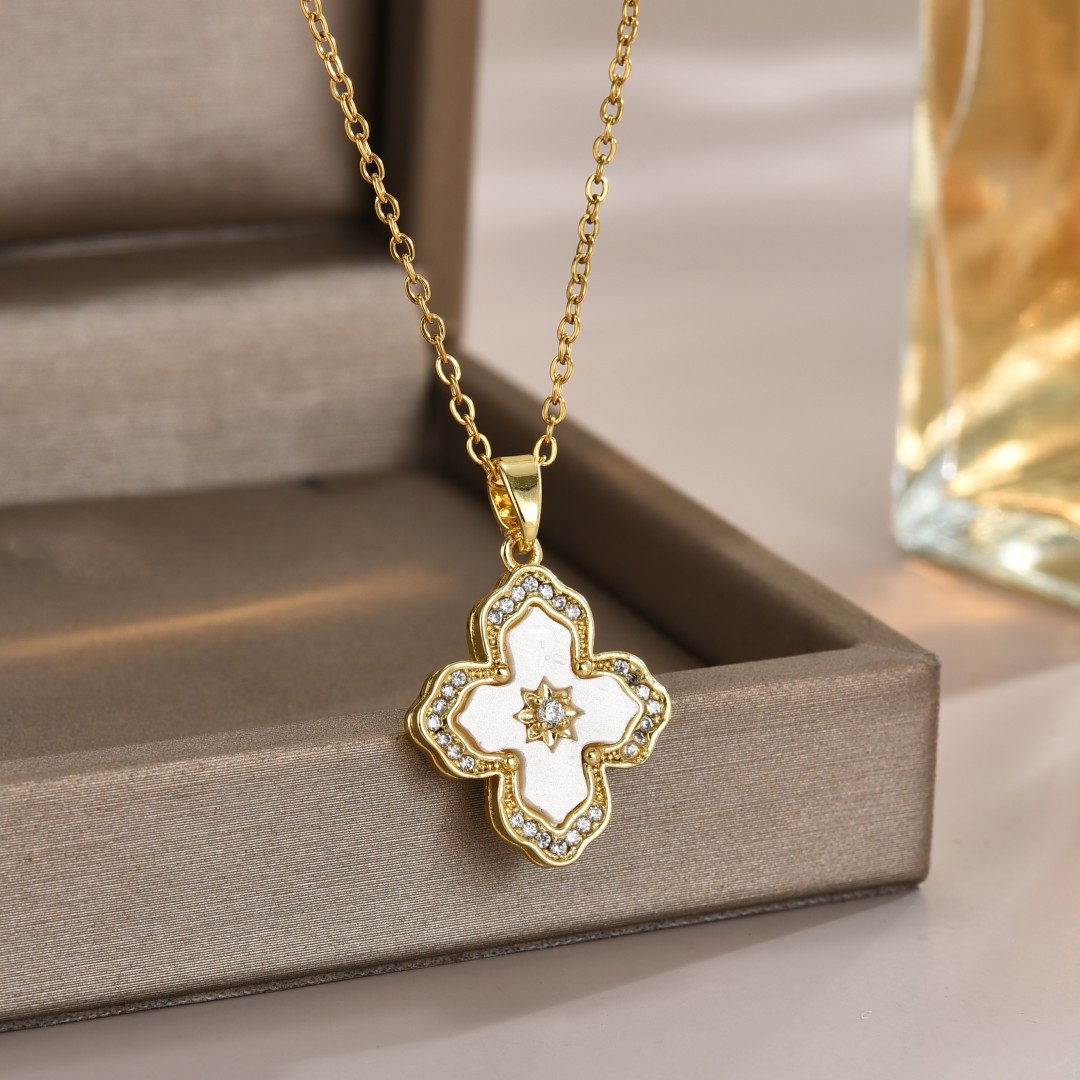 Designer necklace pendant Geometric Square Zircon custom pendant Necklace Women's Shell Titanium Steel Necklace for women tennis necklace free sh