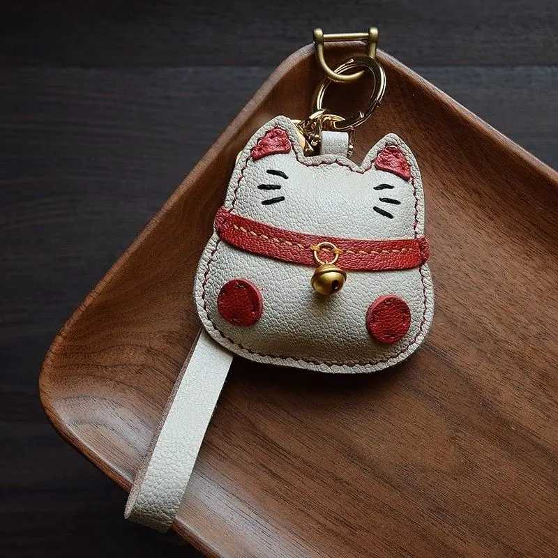 Trendy PU Leather Rocking Lucky Cat Keychain Cartoon Pony Animal Pendant Key Ring Charm Women Bag Decoration AccessoriesW251029