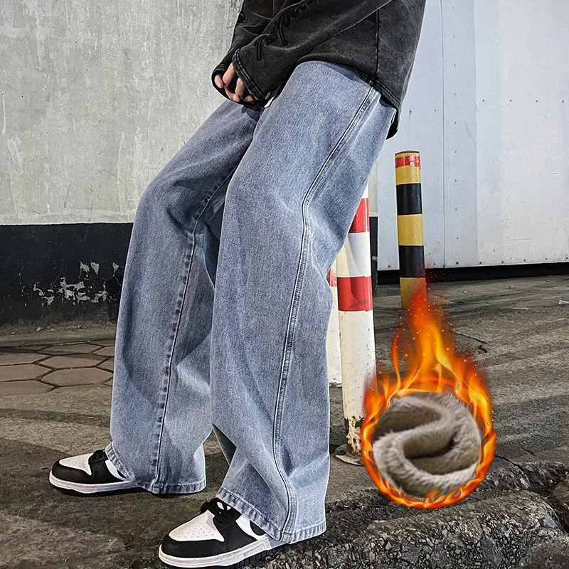 Mens Winter Fleece Loose Jeans Velvet Warm Elastic Waist Wide Leg Y2K Denim Pants Straight Comfortable Mens Clothing 251029