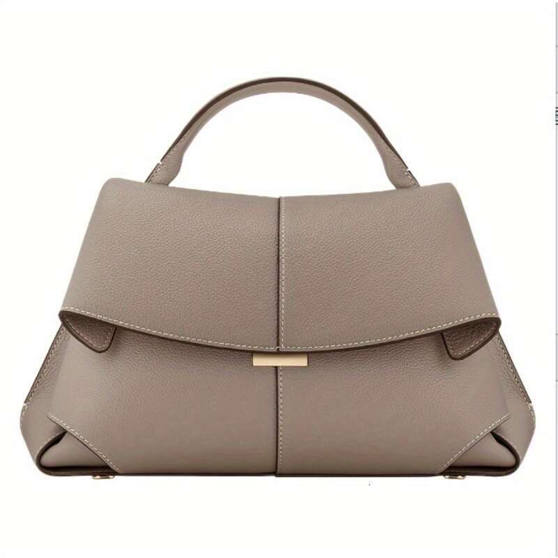 Genuine Leather Bag Stlish Brown Shoulder Handbag With Adjustable Strap, Heart-Shaped Cutouts Ing Details, Perfect For Everda Use, Purse