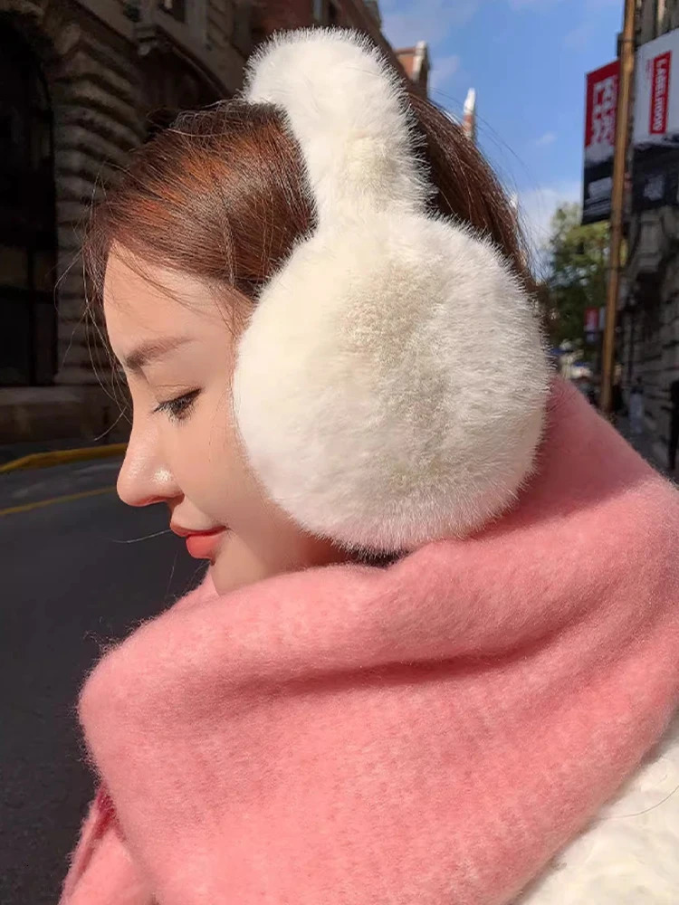 Earmuffs for Autumn and Winter Womens Outdoor Travel Warm and Thickened Earmuffs with Plush Ear Protectors i251029