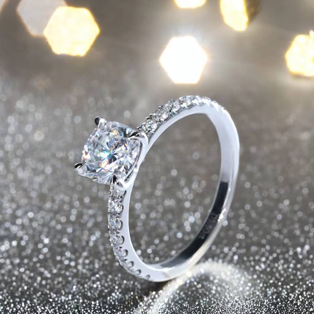 Custom Jewelry 9K 14K 18K Solid White Gold Ring Cushion 15ct Moissanite Diamond Ring for Wedding Engagement