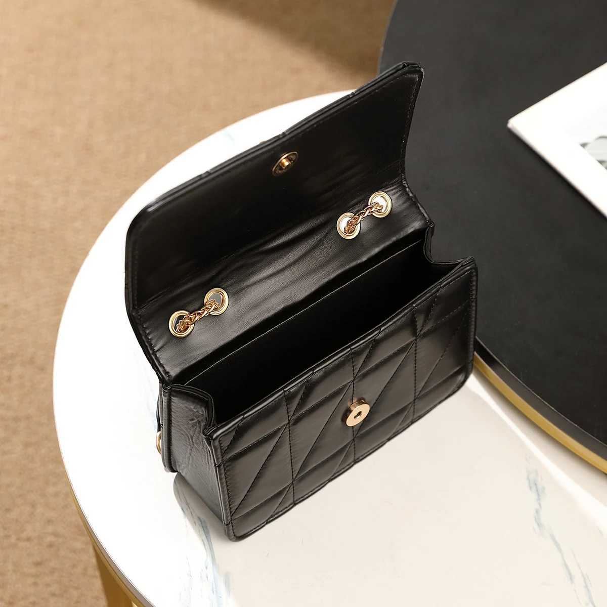 Designer Luxurious Lingge bag chain bag single shoder bag diagal cross style crossbody bag for wen Y251120