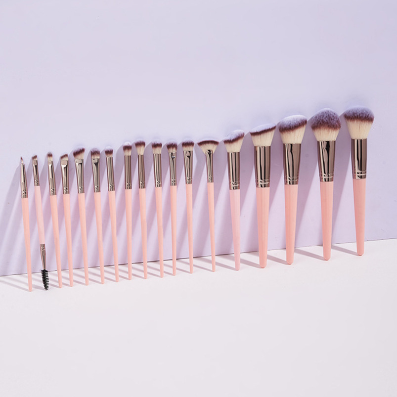 18-Piece Professional Pink Makeup Brush Set Portable Beauty Tools Long-Handled Eyeshadow Brush Foundation Brush Mask Brush