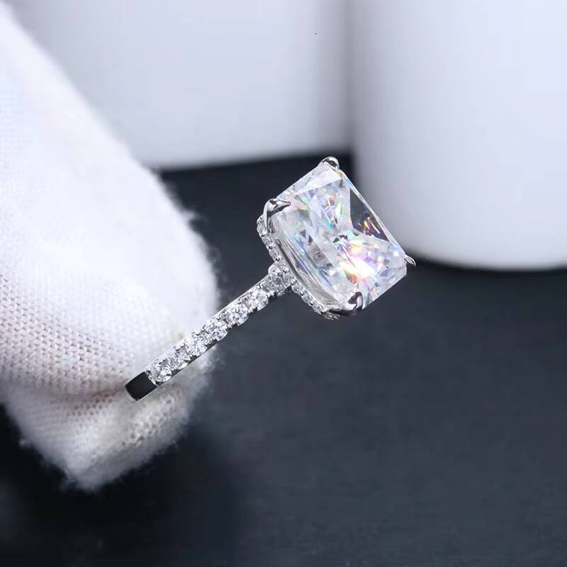 Yingma Fine Jewelry 5 Carats Radiant Diamond Moissanite Pure Gold Ring 14K Custom Wedding Ring