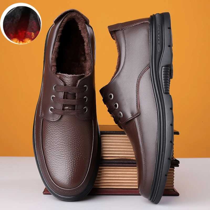 Hot Sale Men Genuine Leather Casual Shoes Soft Sole Walking Shoes Luxury Brand Middleaged Old Man Dad Lightweight Loafers Shoes Z251029