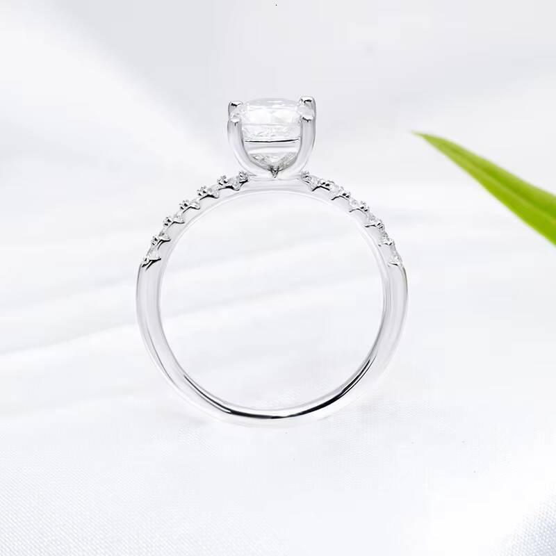 High Quality 1 Ct Lab Grown Diamond Ring Moissanite 14K18K Gold Moissanite Engagement Ring Cushion Cut Moissanite Band Ring