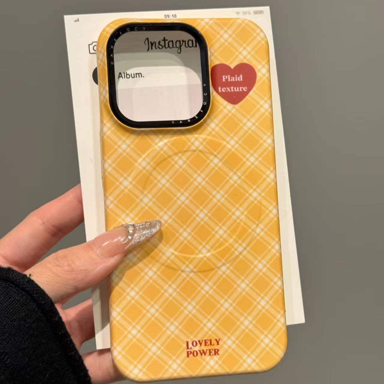 Korean Style Simple Plaid Heart Magnetic Stand Compatible with iPhone 16 Pro Max Apple 15 Phone Case 14 New Model