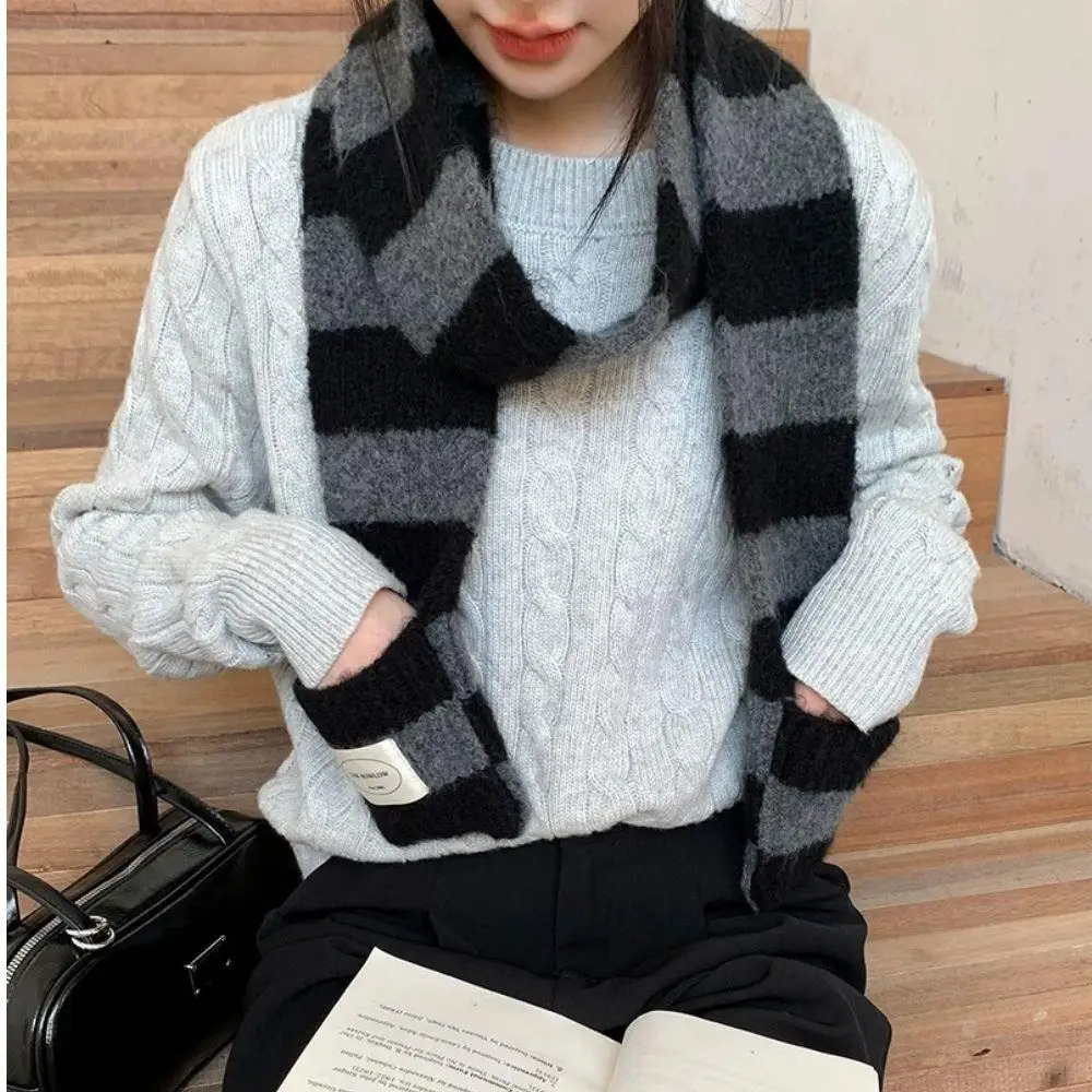 Black And White Striped Scarf Women In Winter Colour Blocking Stripes Long Narrow Harajuku Scarf Students Knitted Neck Warmer 251029
