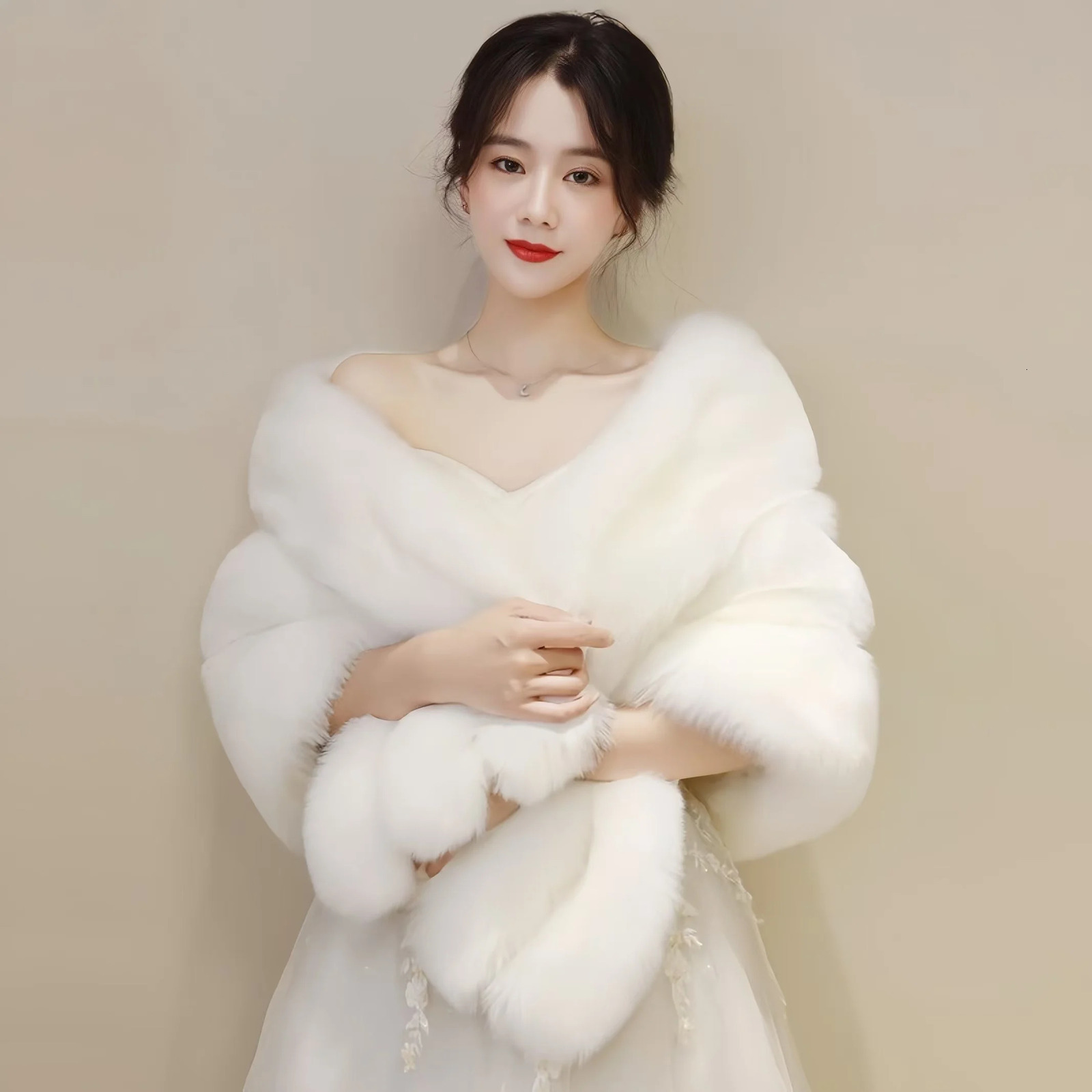 Autumn Women Open Stitch Solid Color Shawls with Faux Fur Flocking Short Cape Female Winter Pashmina Wraps 251029