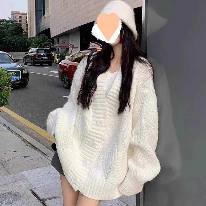 Korean White Knitted V Neck Cardigan Women Autumn Winter Warm Long Sleeve Cardigans Coats Woman Single Breasted Loose CardiganT251028