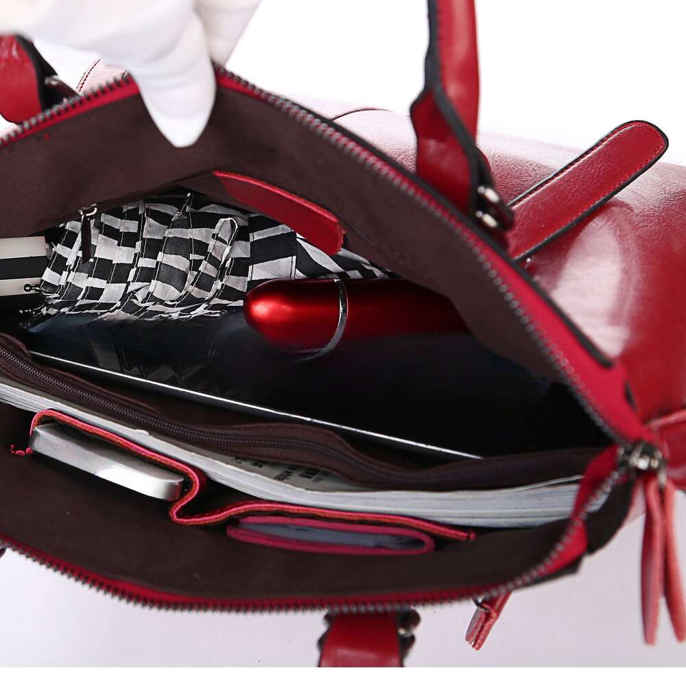 Genuine Leather Fashionable Women Crossbody, One Shoulder Oil Wax Cowhide Bag, Office, Travel, Ladie Gifts, Valentine Day Gift, Best