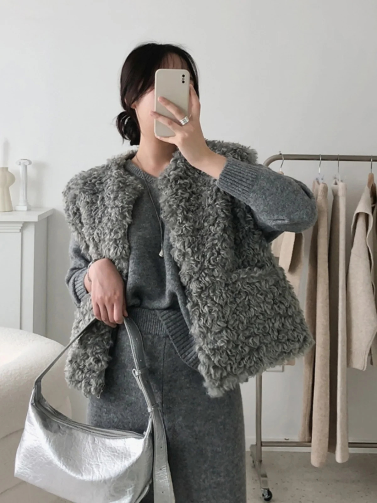 Korean Sle Faionable Winter Outerwear Womens Vest Jaet Circle Pattern Trendy Versatile AgeDefng Small Size Trendy 251029