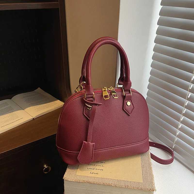 Chic Leather Shoder Bag For Ladies Luxury Brand Handbags Collecti Trendy Crossbody Practical Tote Bags D251029