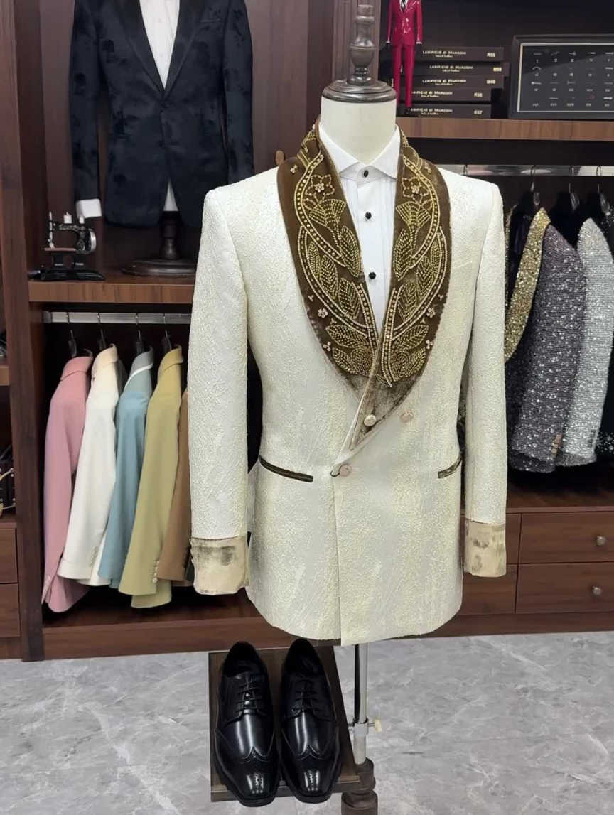 Fashion Wedding Groom Tuxedo for Man 2 Piece Blazer Pants Shawl Lapel Jacquard Rhinestones Formal Occasion Business Office Wear Customized