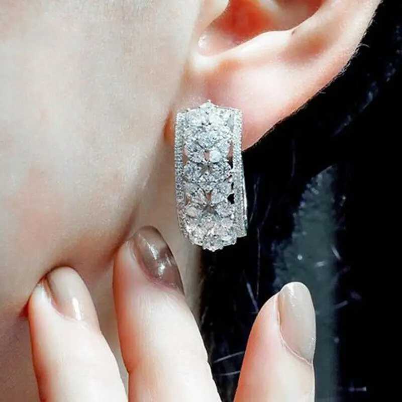 Huitan Luxury Geometric Shaped Stud Earrings Women Inlaid Bling Cubic Zirconia New Trendy Wedding Party Jewelry Drop ShipW251029
