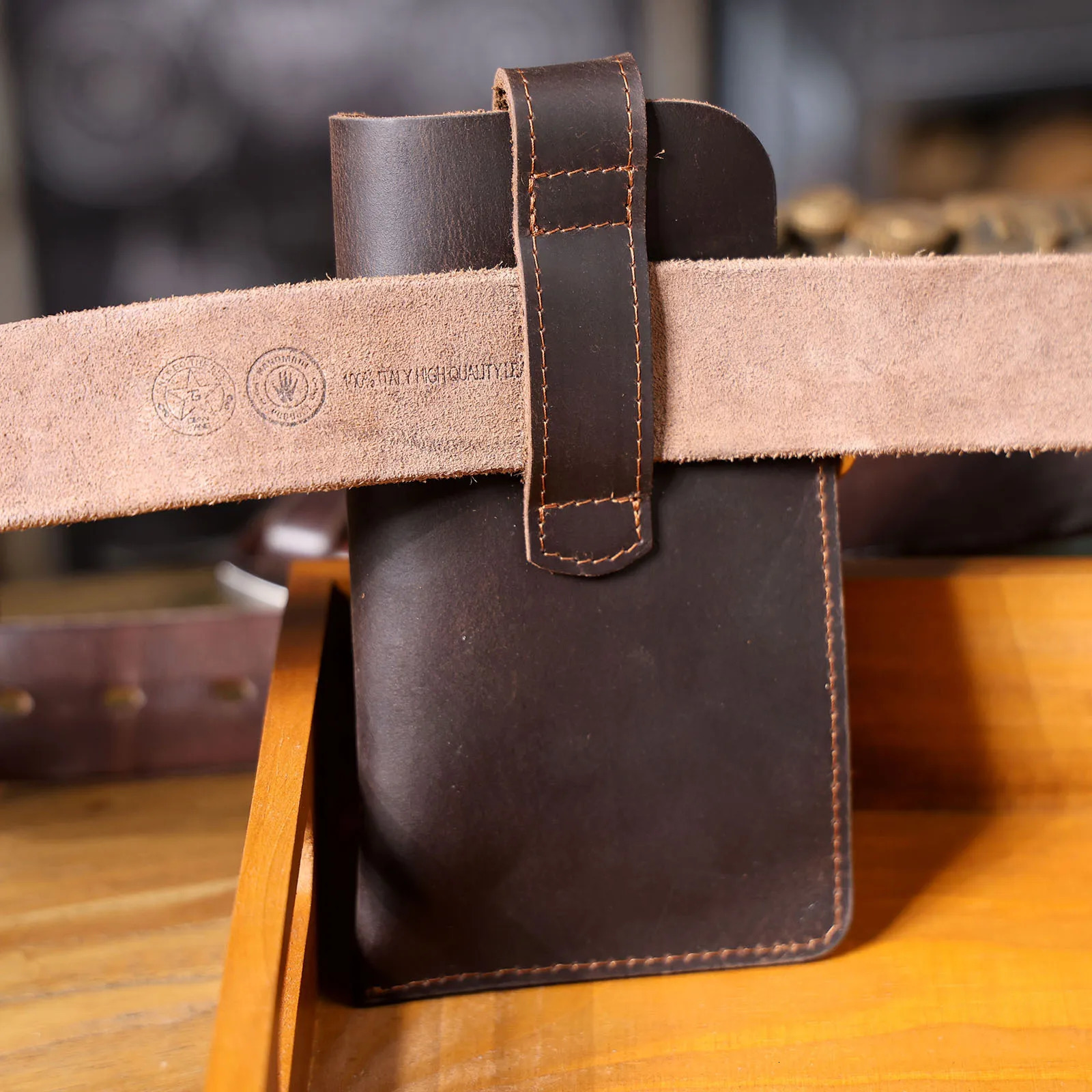 Vintage Genuine Leather Waist Bag Cellphone Loop Holster Mens Belt Bag Phone Pouch Wallet Phone Case 251021