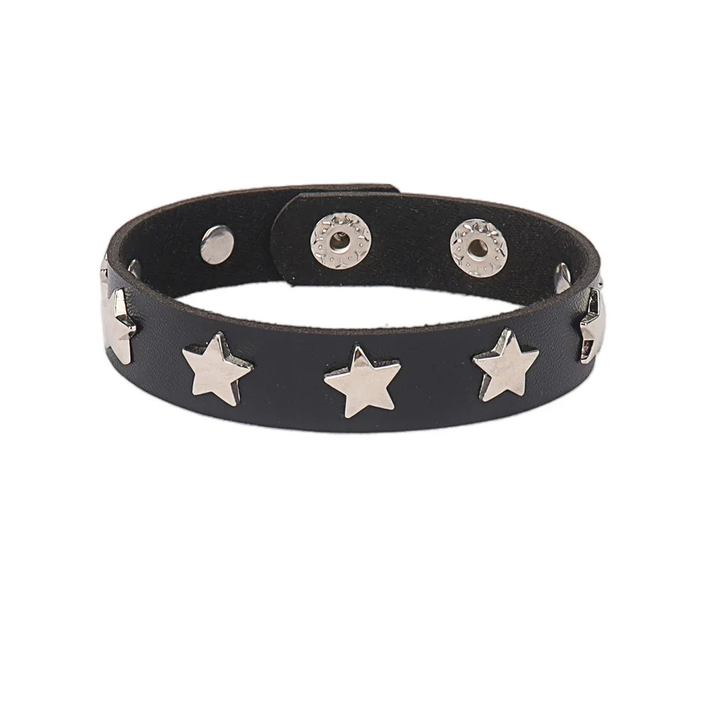 Fashion Star Skull Spike Bracelet Punk Rock Heart Bracelet Black Studded Pu Leather Bracelet for Men Women Man Jewelry Gift 251028