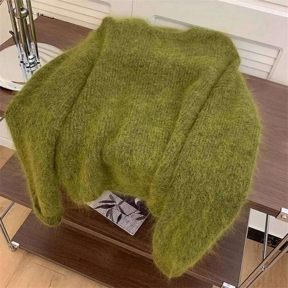 Women's Fashion Simple Casual Green Soft All Match Knitted Sweater Female O Neck Long Sleeve Loose Pullover Tops Sweet Sweaters Designer Sweater 