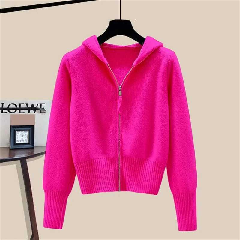 Women Autumn Winter Long Sleeved Double Zipper Soft Waxy Cardigan Sweater With Hat Design Feeling Top Female Hooded Sweater CoatT251028