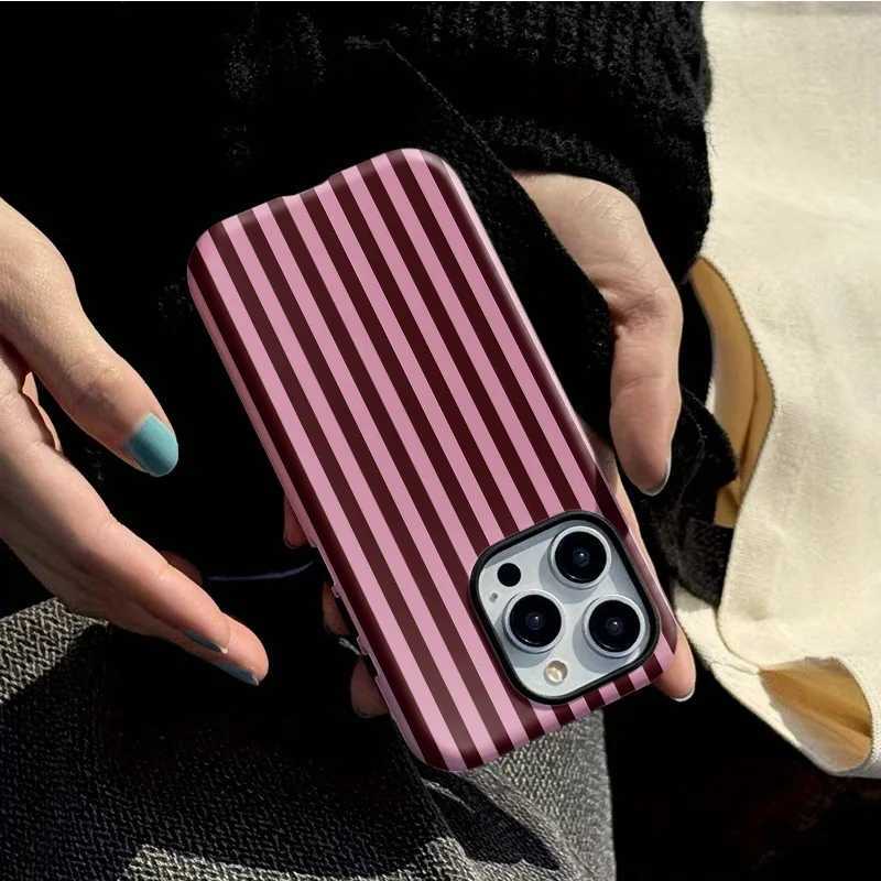 Fashion Black Stripe Phone Case for iPhone 17 16 15 14 13 12 11 X XS XR 7 8 Air Pro Max Plus Luxury Doublelayer Back Cover H251029