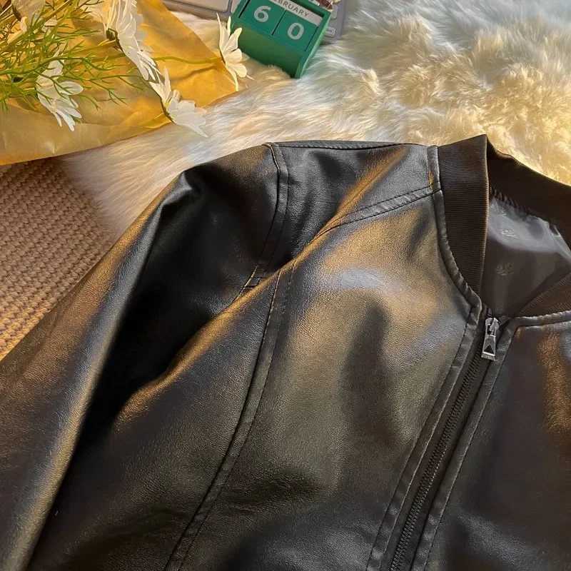 Leather Jacket Mens High Street Fashion Handsome Loose Casual Leather Spring Students Plus Fleece BaseballT251029