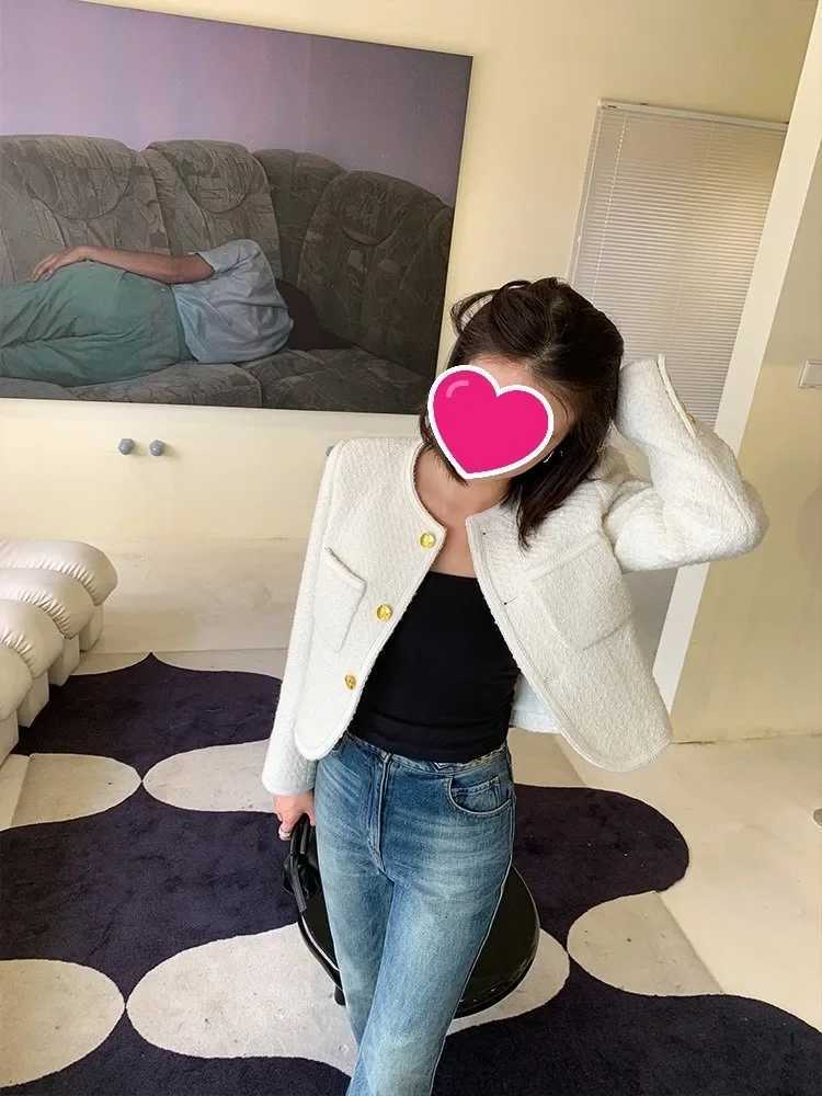 2025 Autumn New Black Tweed Coat Women Korean Elegant Oneck Slim Fit Tops Y2k Grunge Long Sleeve Jackets Mujer Y251105