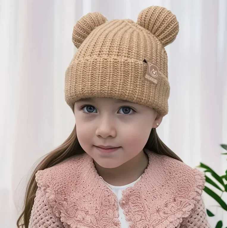 Mini Cute Knit Hat Suitable for Youngsters Winter Warm Christmas Theme Lightweight Knitted Fabric Perfect for Boys and Girl251028