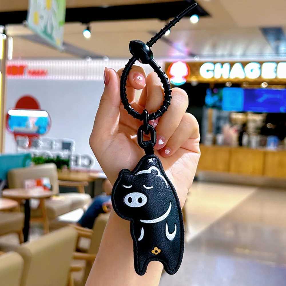 Cat Leather Keychain Pig Christmas Tree Cartoon Leather Pendant PU Leather Pendant Car Key Pendant Bag PendantW251029