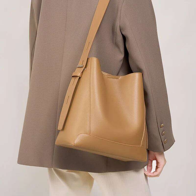 2025 New High-End Leather Women's Cowhide Bucket Bag, Large Capacity Single Shoulder Crossbody Bag