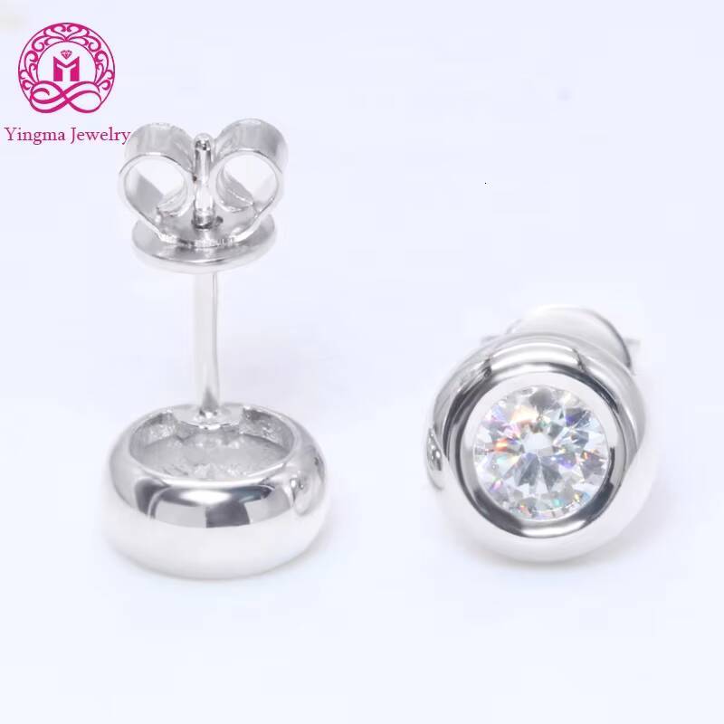 Hotselling 925 Sterling Silver Bezel Earring Setting Diamond Earrings Stud 05carat Bezel Set Moissanite Earrings for Women