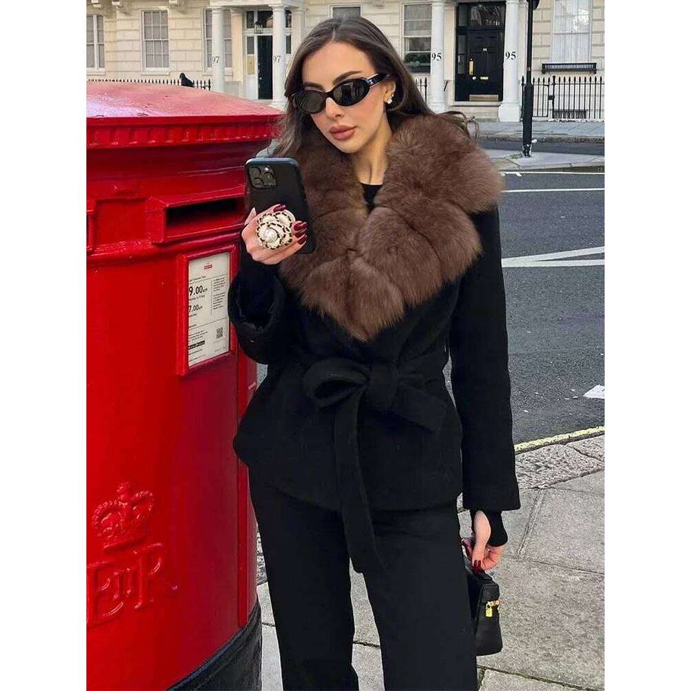 Solid Faux Fur Collar Woolen Overcoat Women Casual Full Sleeve Lace Up Short Jackets 2025 Lady Daily Outdoor Street Warm Coat