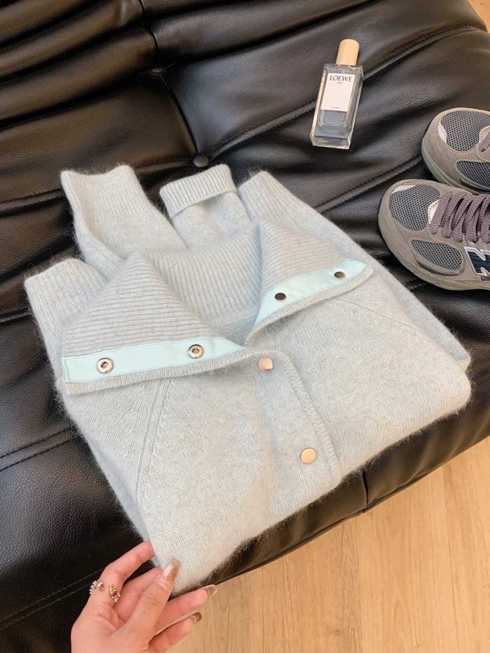 Womens Sweater Cardigan Autumn Winter New Soft Knitted Top Korean Fashion Lapel Singlebreasted Loose Warm SweatersT251028