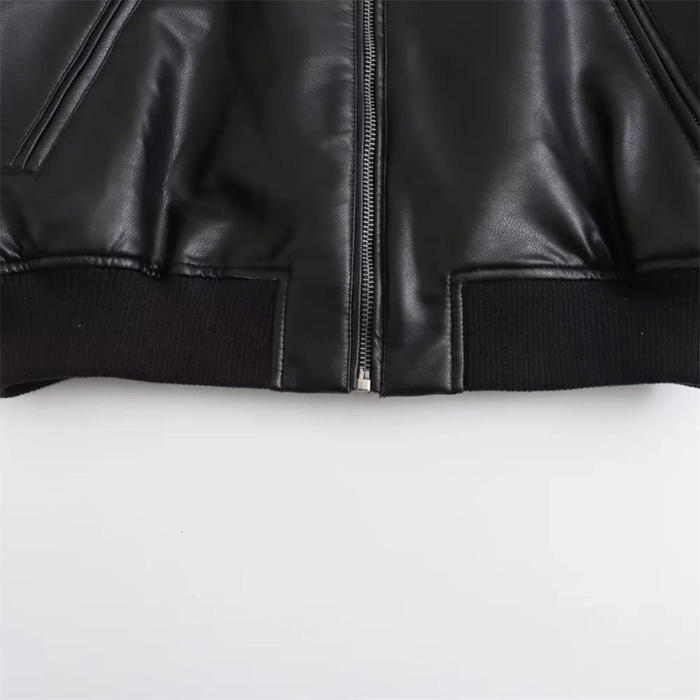 Autumn and Winter Womens Fashion Versatile Short Motorcycle Faux Leather Pilot Jacket Coat Leather Coat 251029