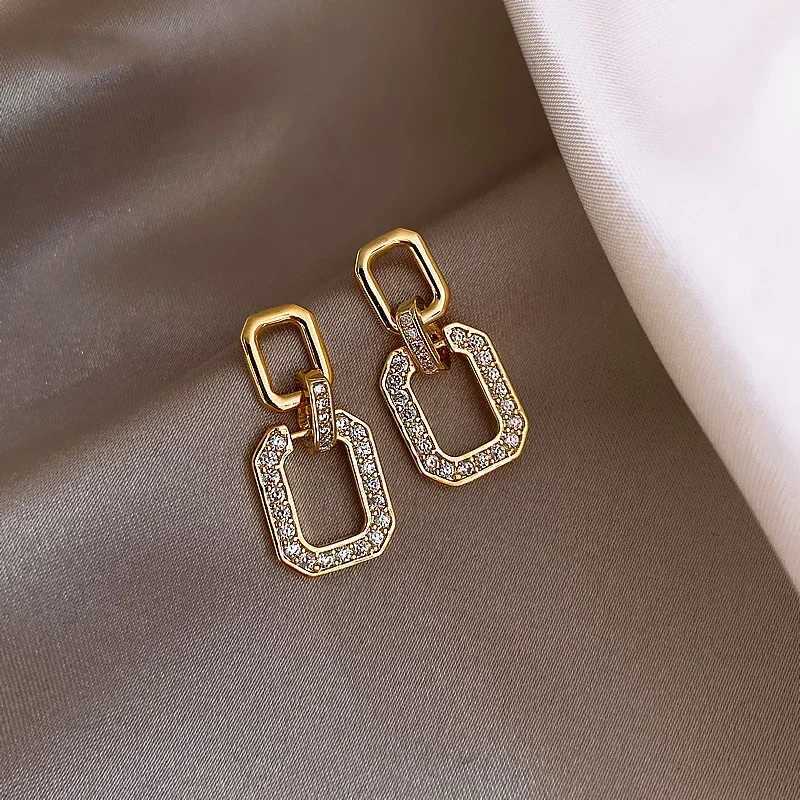 Exquisite Luxury Micro Inlaid Zircon Geometric Square Earrings for Woman 2024 Korean Fashion Jewelry Party Girls Unusual EarringW251029