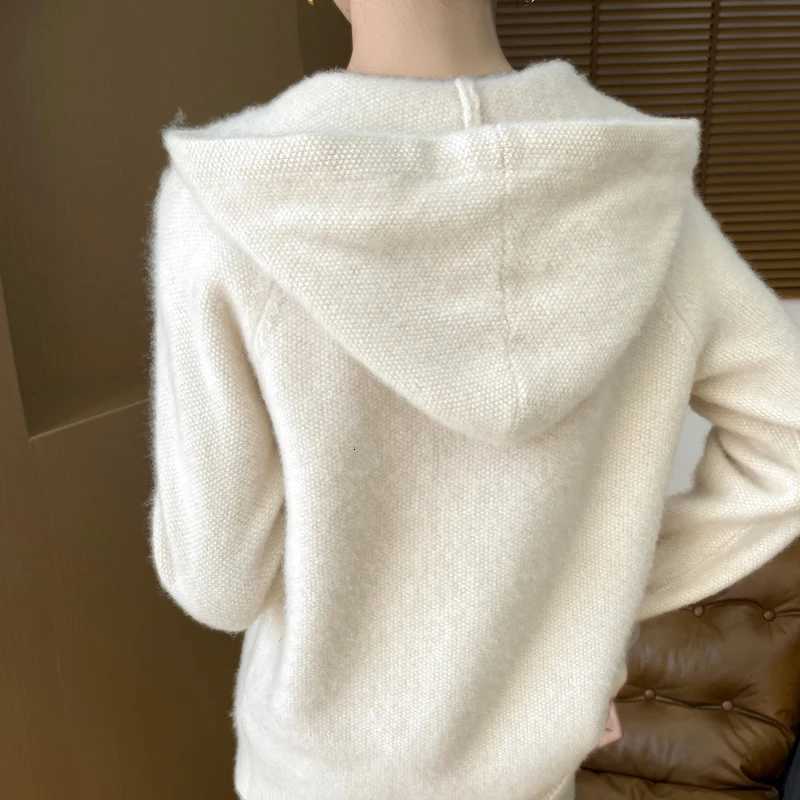 Women 100 Merino Wool Sweater Zip Hooded Collar Pullover Autumn Winter Cashmere Knitwear Elegant Clothing Thick Bottoming TopsT251028