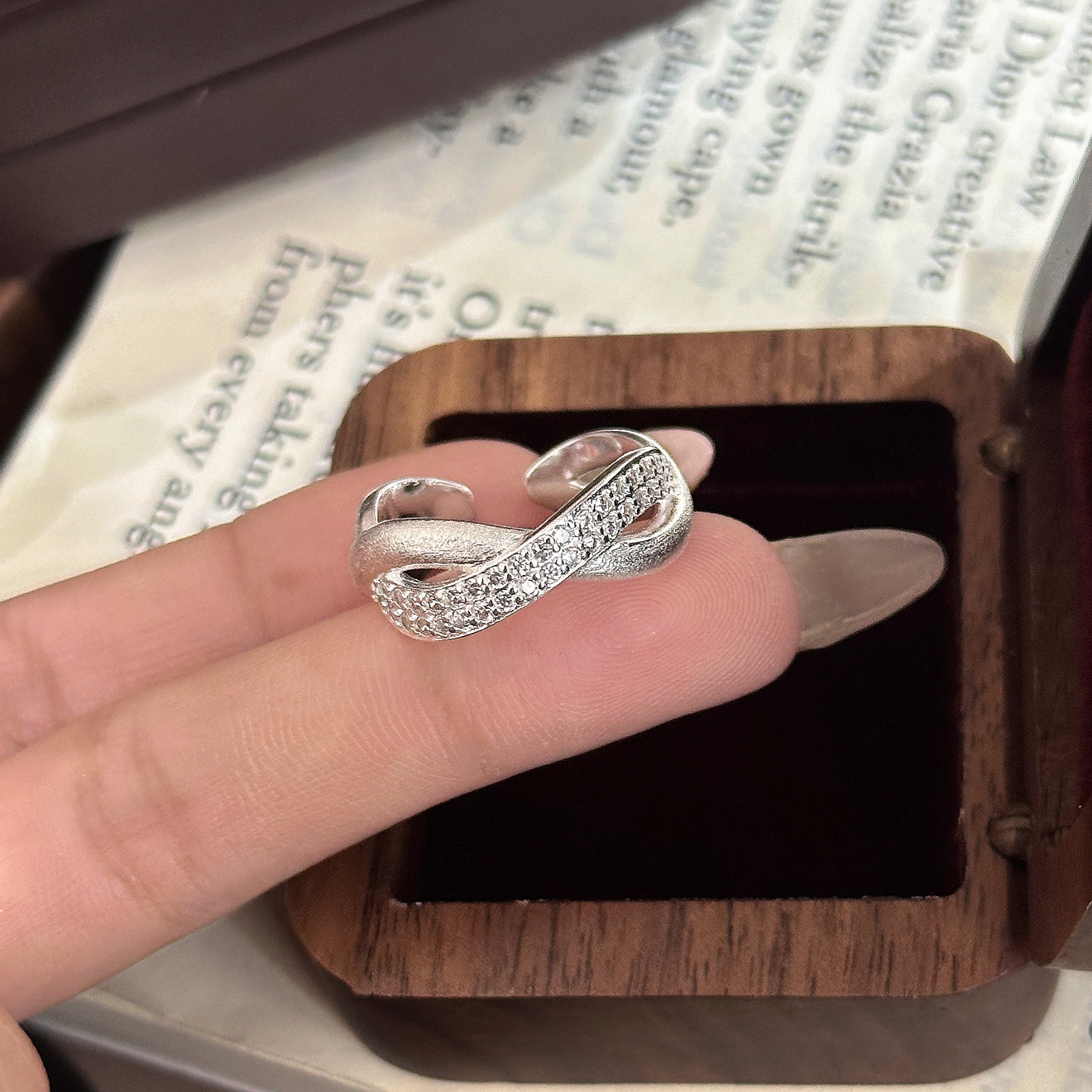 TaiYang New Sparkling Brushed Infinity Ring, Unique Vintage Elegance Stackable Index Finger Ring for Women