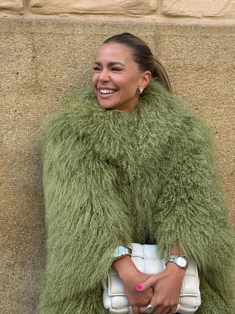 Elegant Green Faux Fur Short Jacket Women Chic Long Sleeve Loose Cardigan Jackets Lady Winter Daily Vacation Street Outwear 251028
