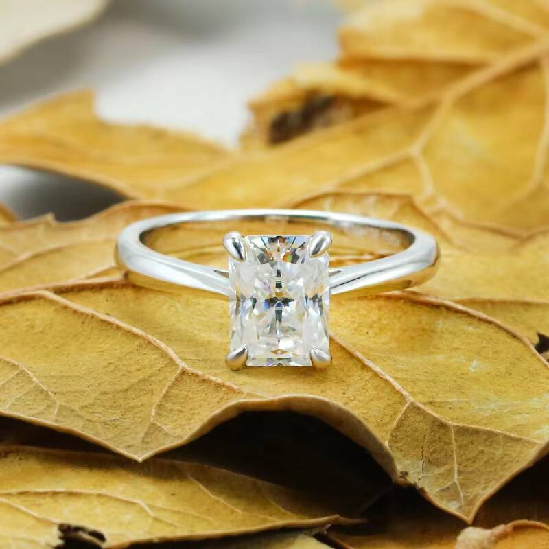 Stock Available 925 Sterling Silver with White Gold Plated GRA Certificated White D VVS 2ct Radiant Cut Moissanite Ring
