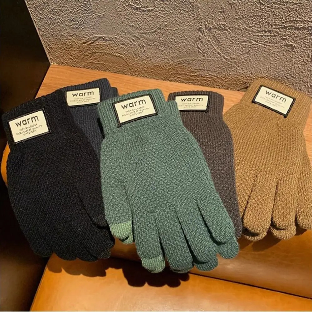 Men Winter Warm Knitted Gloves Windproof Solid Color Touch Screen Gloves Thickened Plush Cycling Gloves 251029