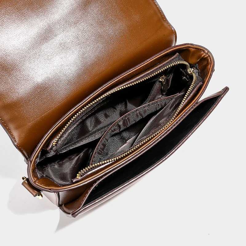 Luxurious HandBags Wen Vintage Purse Plush Tassel Messenger Bags Tote Bost Shoder Crossbody Bag D251029