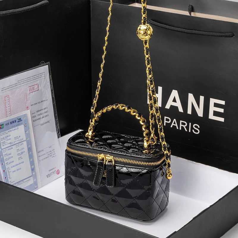 Fashionable Womens Shoulder Bag Leather Crossbody Messenger Handbag Tote Luxury Brand Famous Designer Elegant Classic W251029