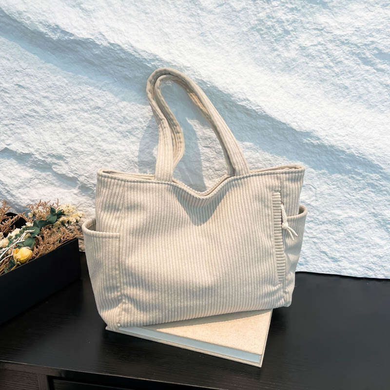 Designer bag Corduroy 2024 New Fashion Large Capacity Handbag Forest Style Versatile Artistic Student Class Bag