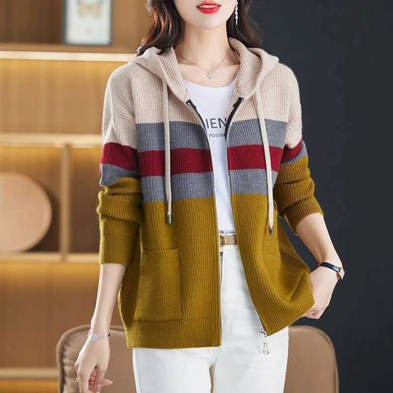 Autumn Winter New Fashion Hooded Long Sleeved knitted Cardigan Sweaters Women Loose Korean zipper Knitted Ladies JacketT251028